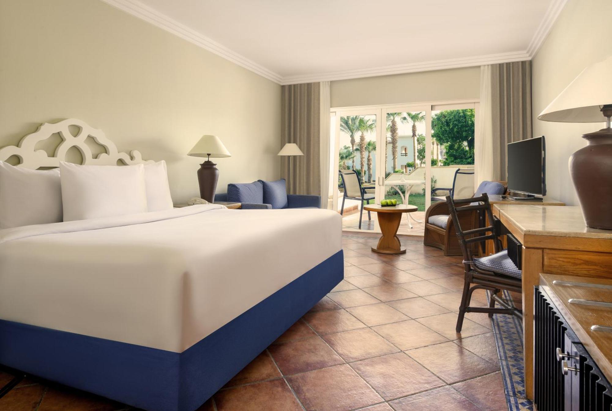 Jaz Sharm Dreams Hotel Exterior photo A room at the Hilton San Diego Bayfront
